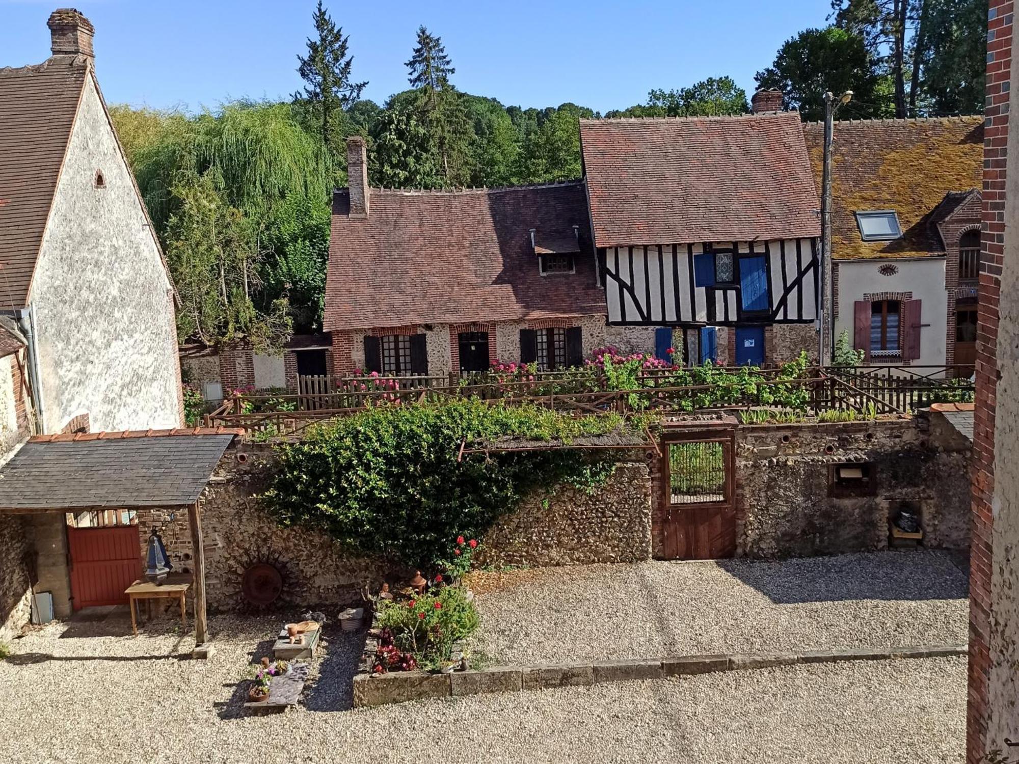 Appartement "Au Village" 89120 Dicy Exteriér fotografie